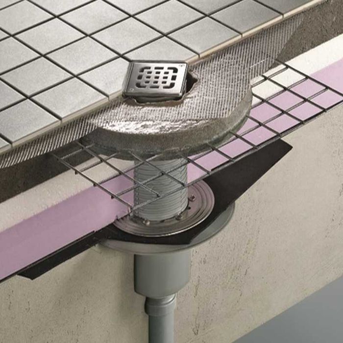 Трап вертикальный 310 с нержавеющей решеткой, с незамерзающим сифоном