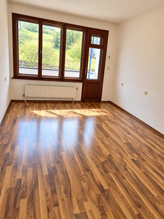 ПО ДОГОВАРЯНЕ ! / Продавам - 110 КВ.М / Многостаен апартамент във гр.Чепеларе !!!