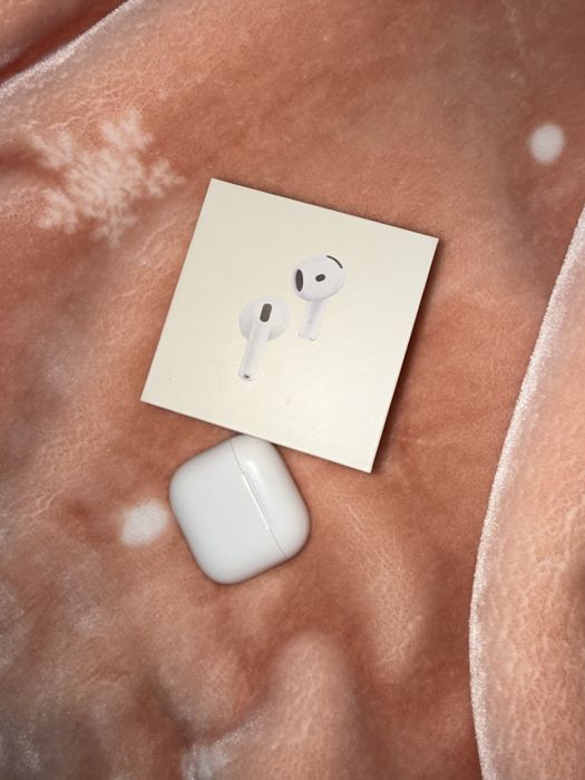 Airpods pro 4 series