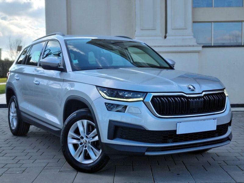 Skoda Kodiaq AN: 2022 / 7 LOCURI / 2.0TDI DSG7 / ACC+/ Camera Spate / SIDE ASSIST