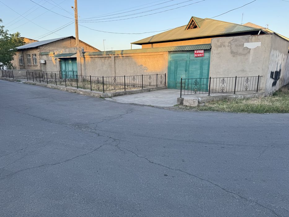 Участка сотилади