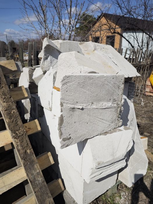 Отдам остатки газоблока