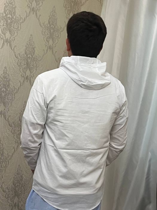 Срочно  Цена только на 2 дня  рубашка с капюшоном натуральная ткань