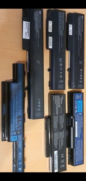 Vând baterii laptop