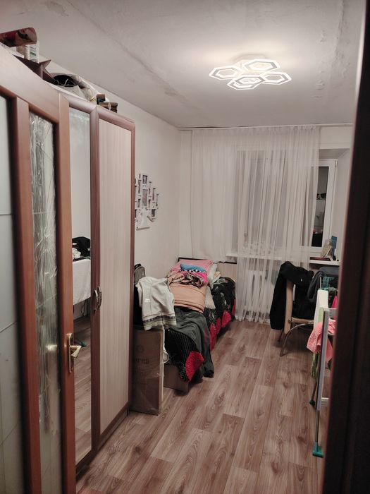 Продам трехкомнатную квартиру