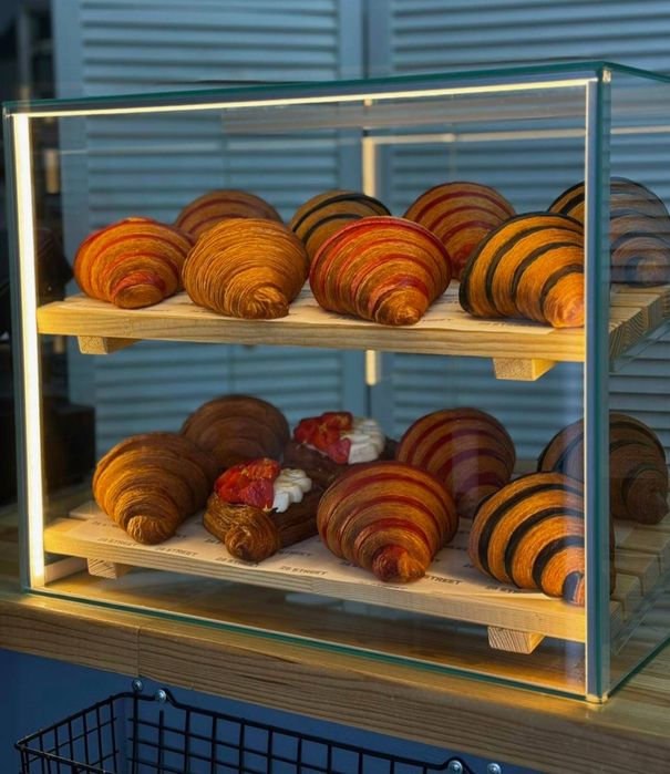 Vitrina transparenta pentru HoReCA