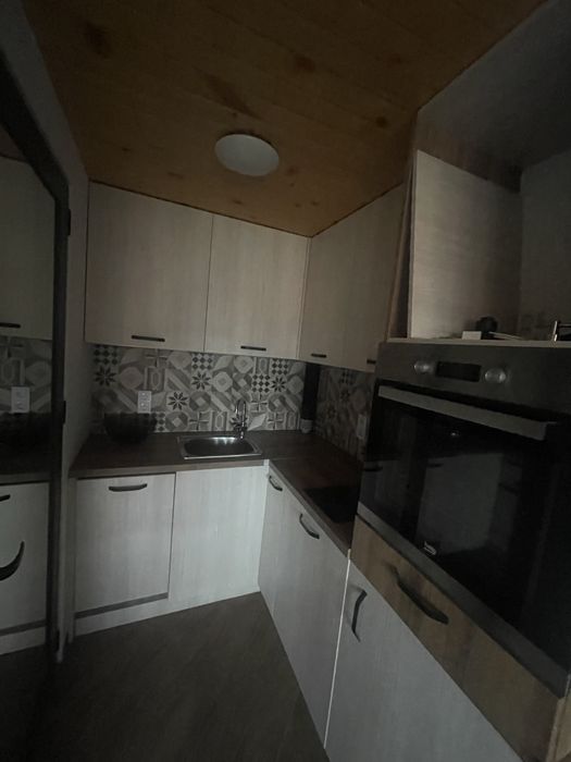 Дава се под наем Етаж от къща в София, Център - 45 кв.м за 648.21 € - Снимка #11