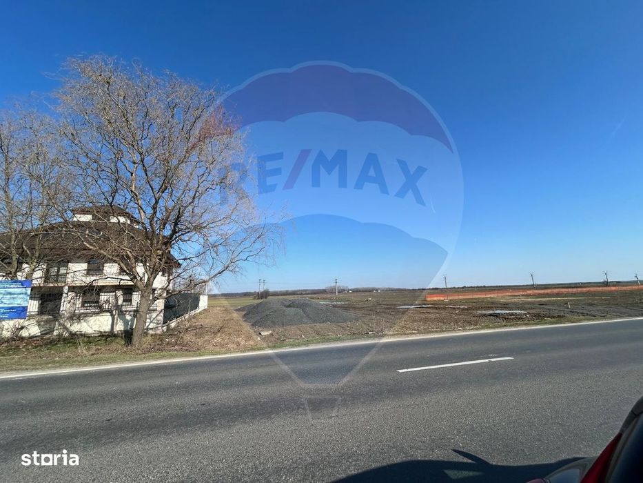 VANZARE Teren intravilan 40,000mp Cocani / Academia Titi Aur