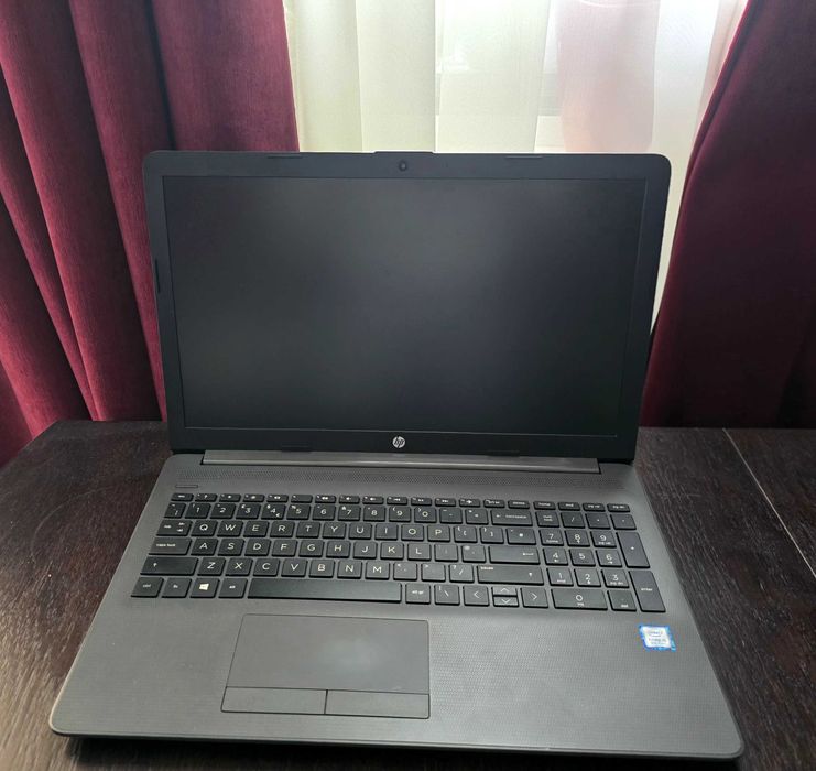 Лаптоп hp в добро състояние