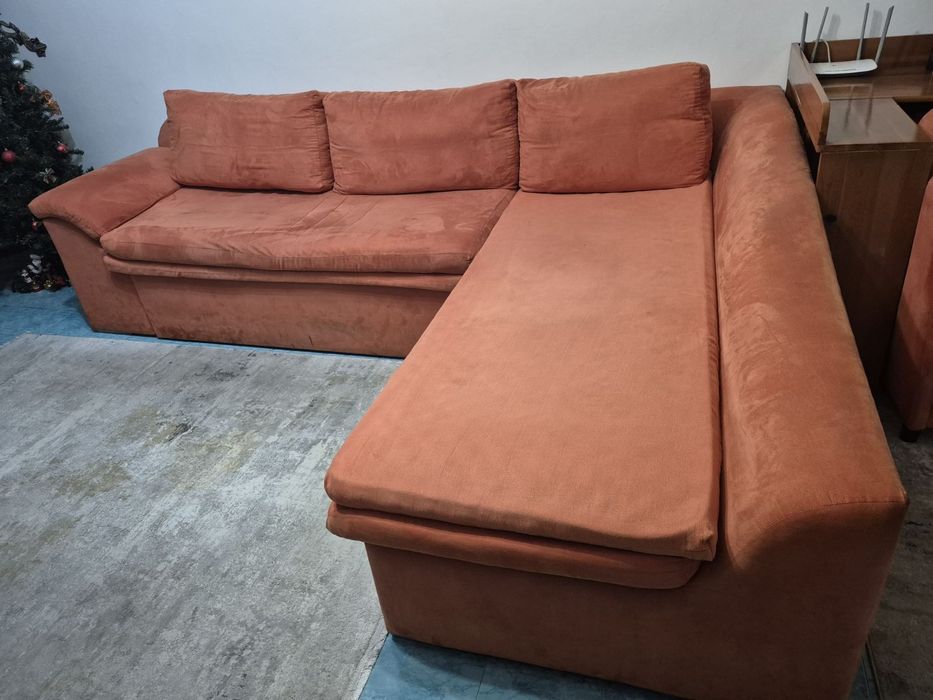 Ъглов Диван 295см х 210см