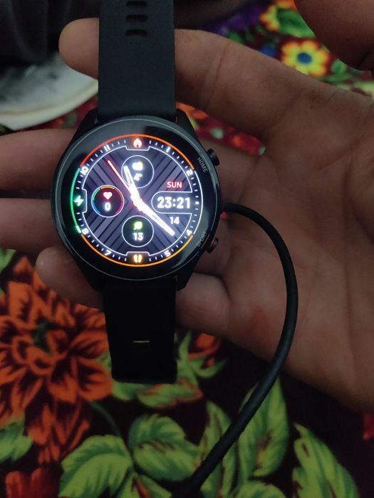 Mi Watch sotiladi holati zoʻr hamma funksiyalari ishledi