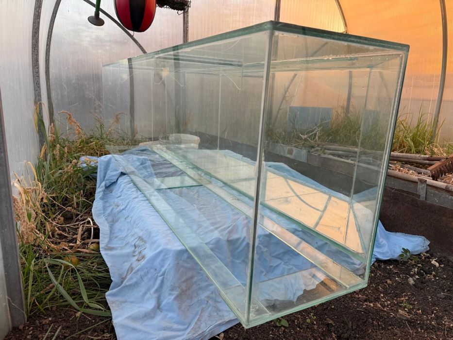 Аквариум на 250литров