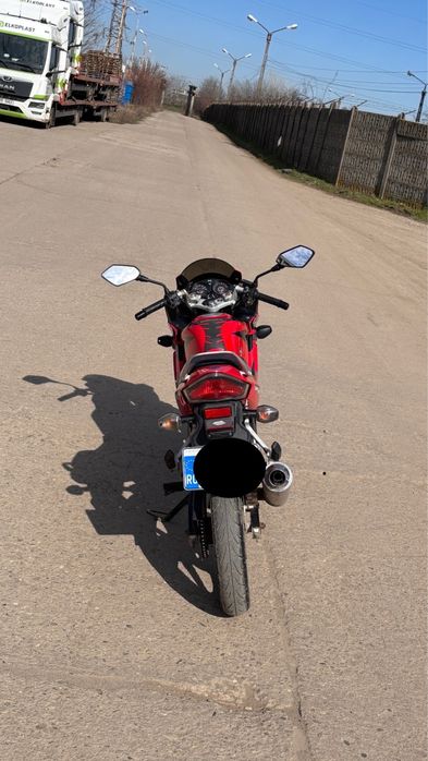 Vand Honda cbr 125r
