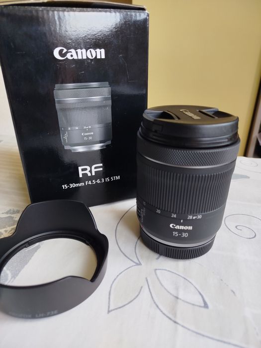 Продавам обектив Canon RF 15-30 mm IS STM