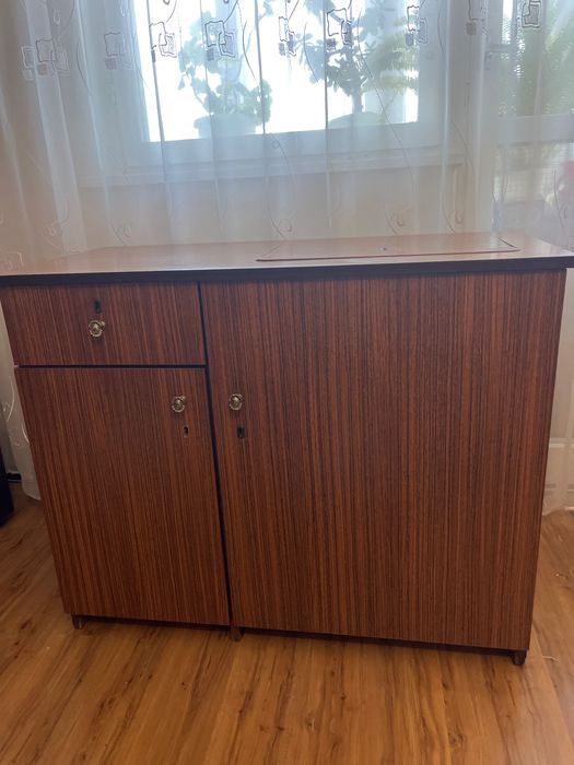 Шевна крачна машина