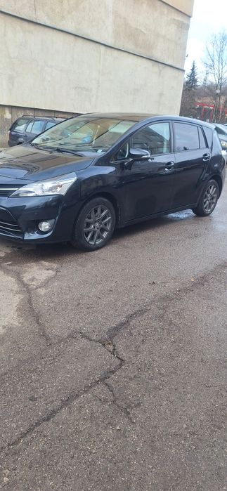 Toyota verso 2.0/124к.