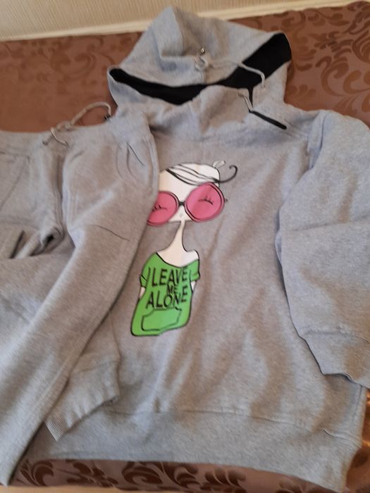 Продаю костюм.60000 сум.