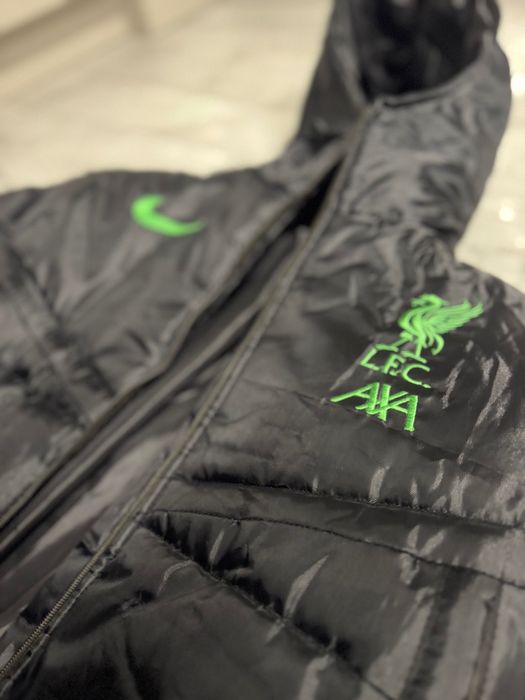 Зимно яке на Liverpool