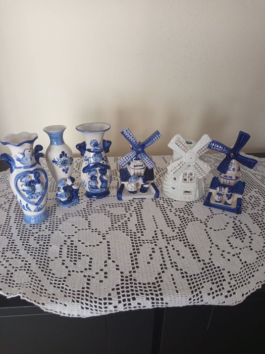 Порцелан , стъкло, месинг,Цептер