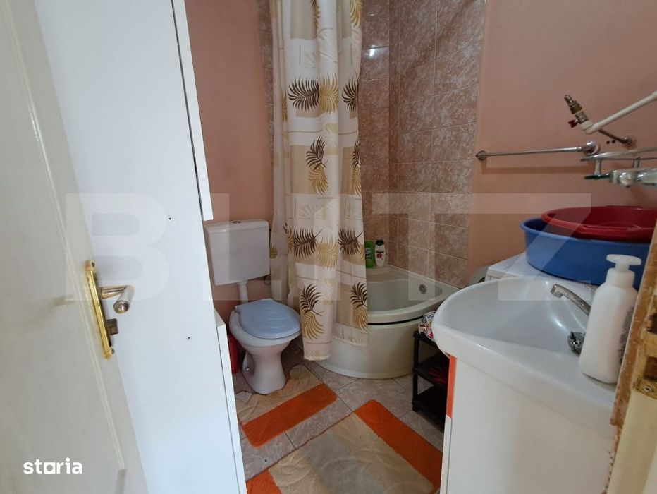 Casa Individuala Etaj si Demisol, zona Reghin