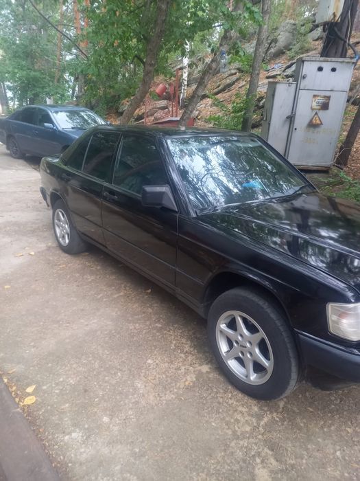 Продам Mercedes-Benz 190