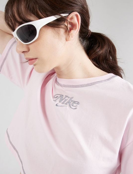 Светло розова тениска Nike