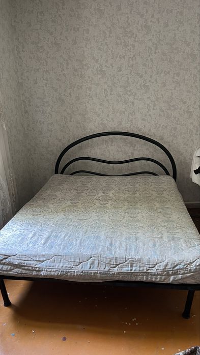Продам духспальную кровать