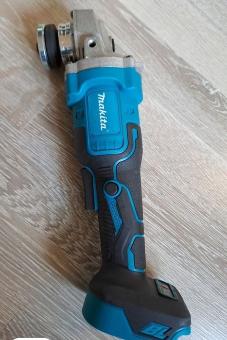 Набор инструментов Makita 4в1