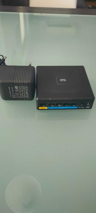 Безжичен рутер Linksys WRT54GH Wireless-G плюс адаптор
