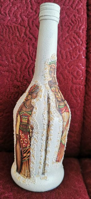 Бутилка и вазичка ръчна изработка . Декупаж.