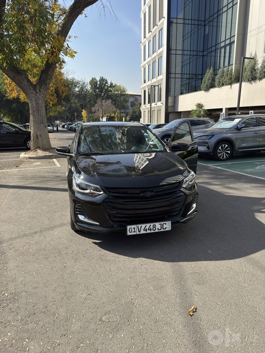 Onix 2025 Premier 6900 km