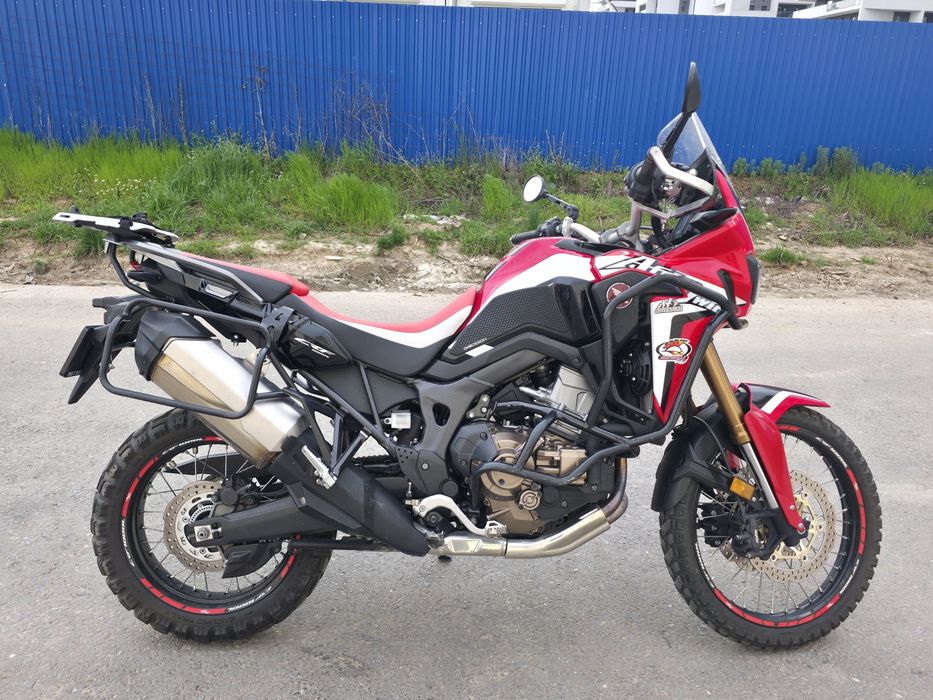 Honda Africa Twin CRF1000, DCT (automată), 2018