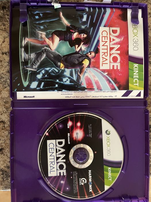 Диск оригинальный на XBox 360 танцевальный