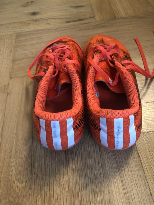 Бутонки за футбол Adidas