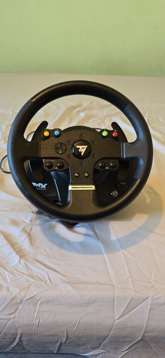 Vând volan  gaming Thrustmaster