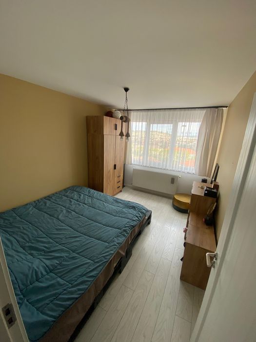 Apartament luminos si spatios cu 2 camere cu panorama superba recent renovat interior-exterior in Targu Mures str. Libertatii