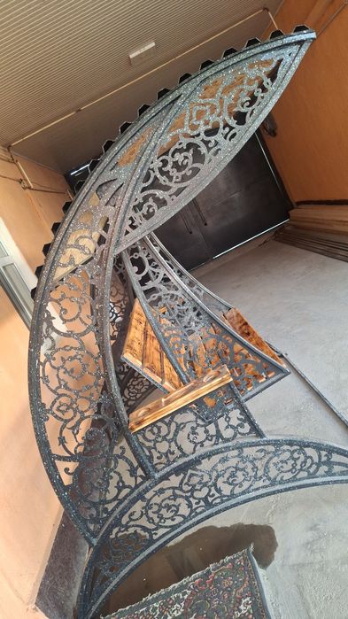 Продам новую садовыйе качели Дубайский фасон. Сделано качественно 100%