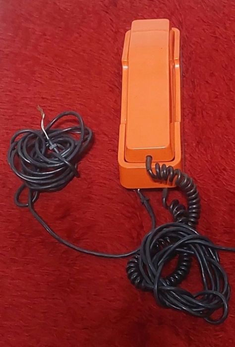 Стари  телефон с шайба 6б