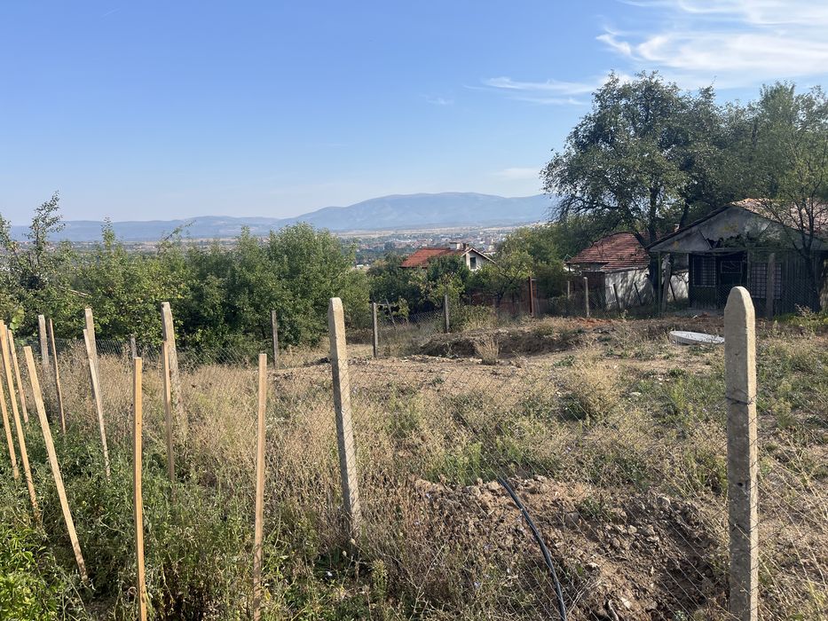 Парцел до язовир Дарис
