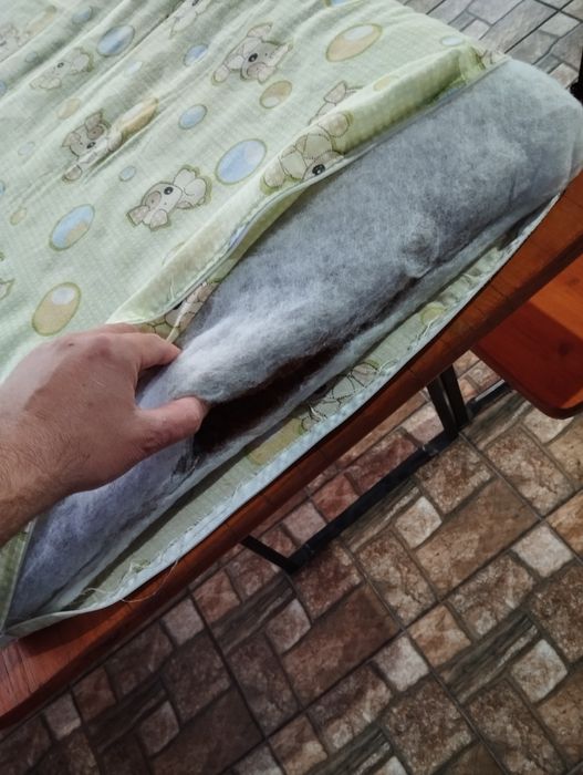 Vând saltea de cocos pt pătuț 60x120x10