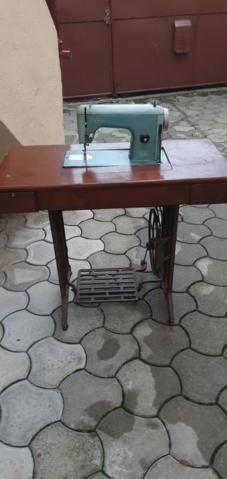 Masina de cusut Ileana
