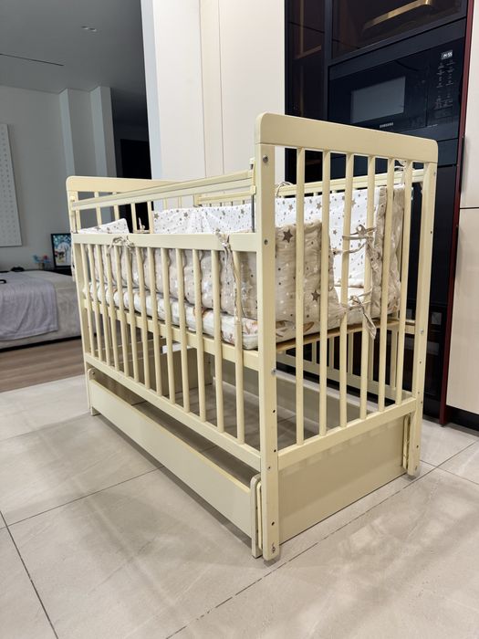 Детская кроватка Bambini