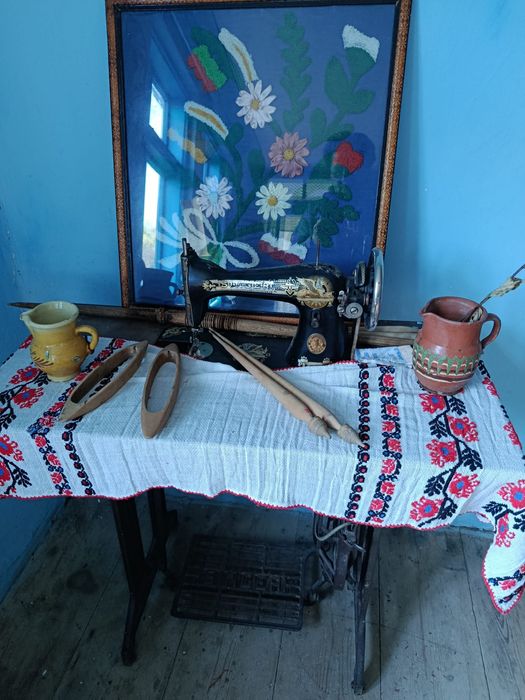 Vând casă cu teren1750mp com Gușoeni