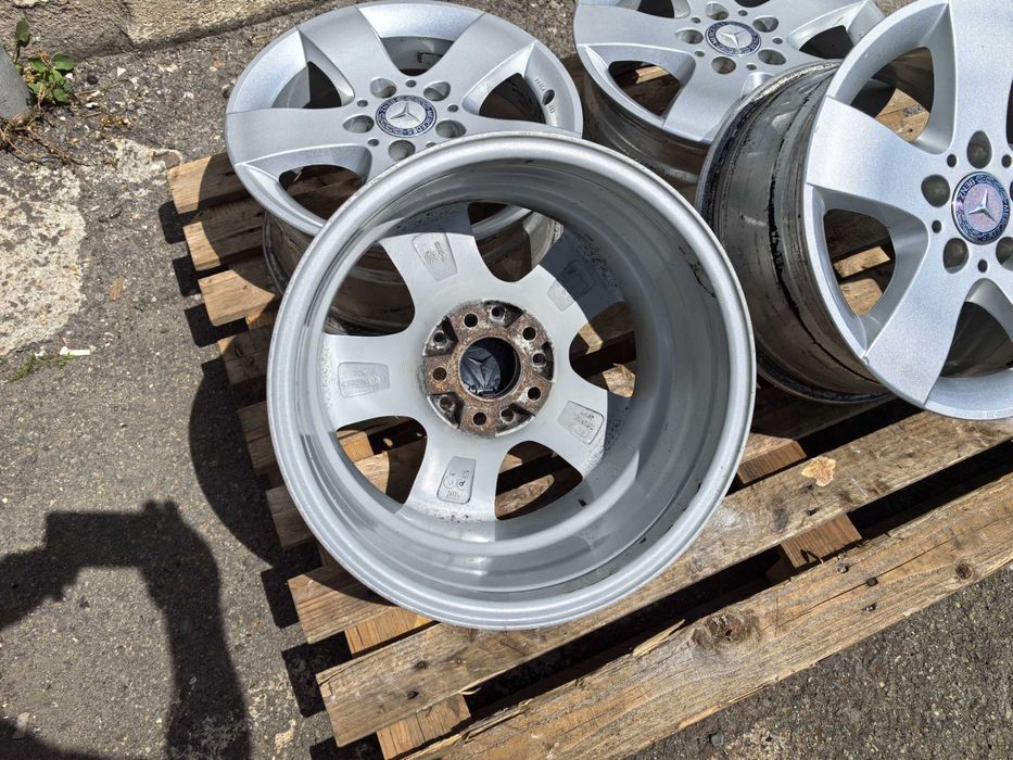 16 цола 5 х 112 мм Мерцедес Е класа А211 - 7,5 Инча / ЕТ 48