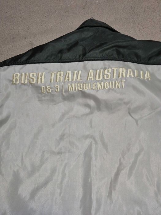 Geaca adolescenti, de la brandul TKF Bush Australia, practic noua