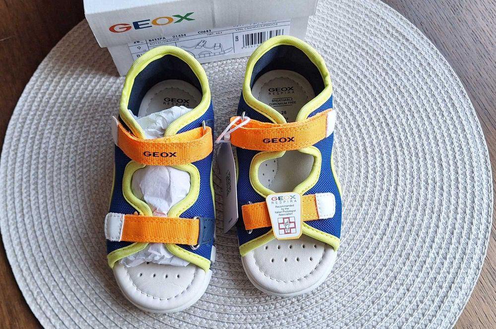 Нови сандали на Geox, Clarks, Primigi, Pablosky - н. 26