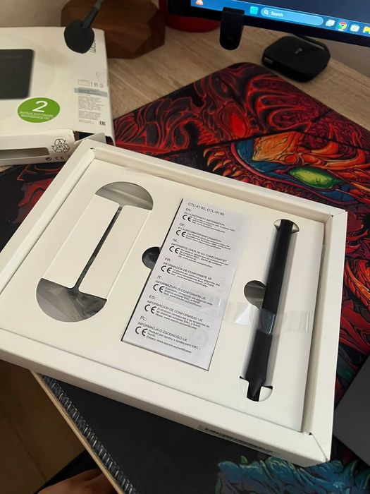 Tabletă Grafică Wacom Intuos S Bluetooth - Ca Nouă (Folosită o dată)