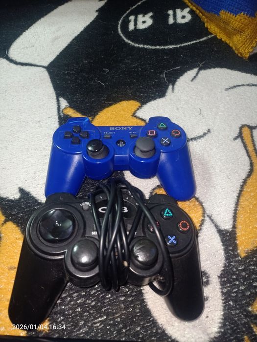 Продам PS3 полный комплект.