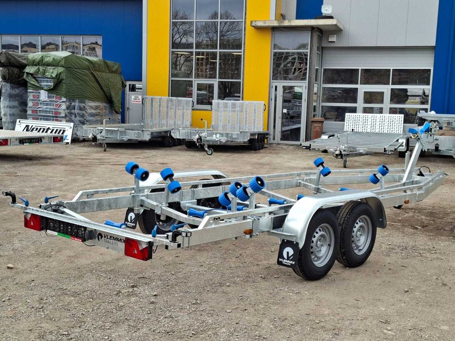 НОВО колесар Vlemmix Boat Trailer 700 2700kg