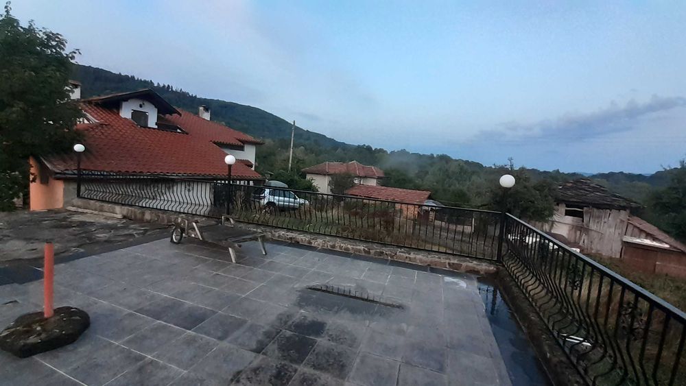 Продава се Къща в с. Кръвеник, Област Габрово - 170 кв.м за 883 €/кв.м - Снимка #2